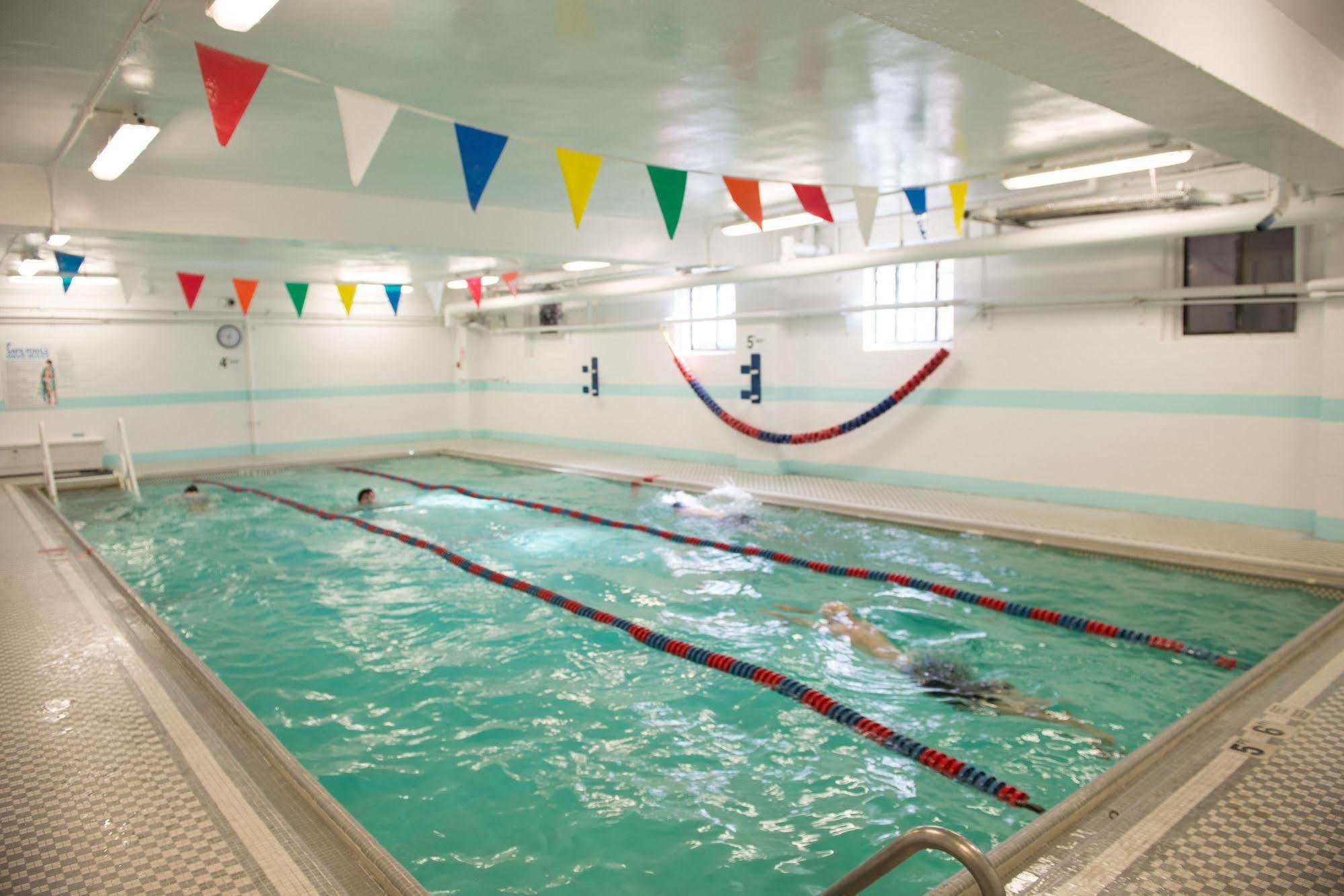 Greenpoint Ymca Brooklyn Ню Йорк Екстериор снимка